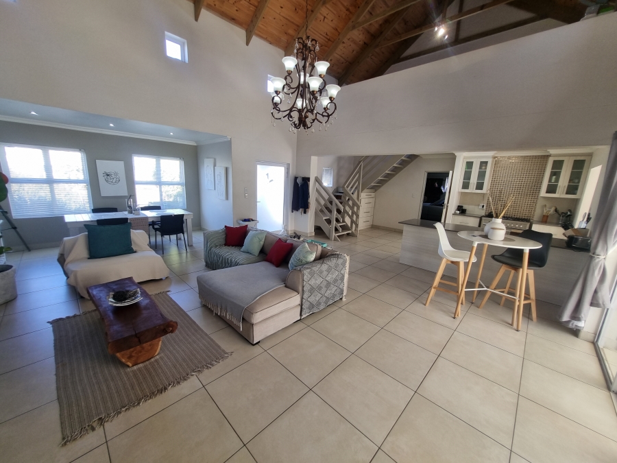 5 Bedroom Property for Sale in Laguna Western Cape
